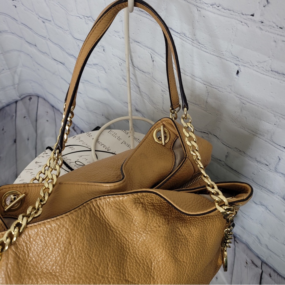 Michael Kors Tan Shoulder Bag - Picture 15 of 16